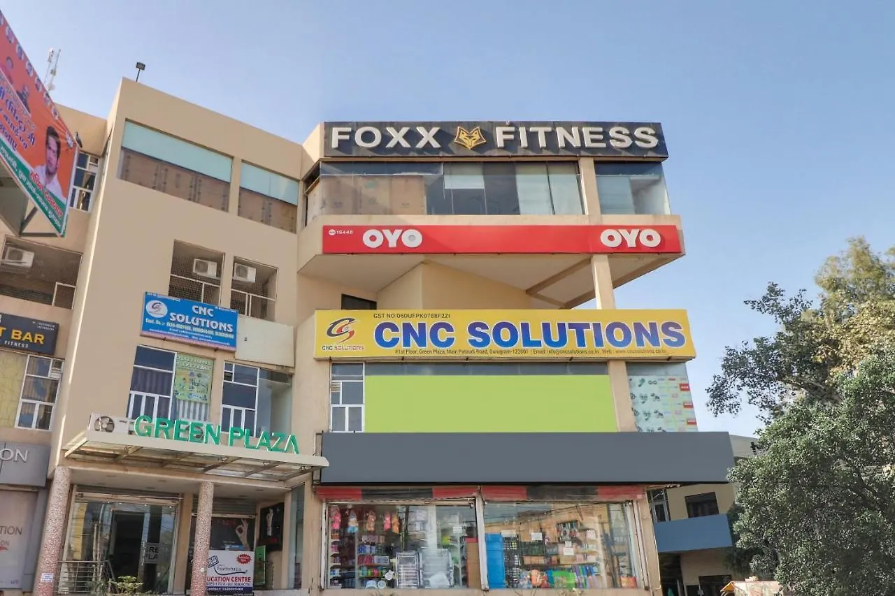 Collection O Green Plaza Near Inox Gurgaon Dreamz 3*,  インド